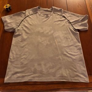 Lululemon Camo Gray Tee Shirt